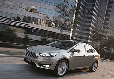 ford_focus_fastback.jpg