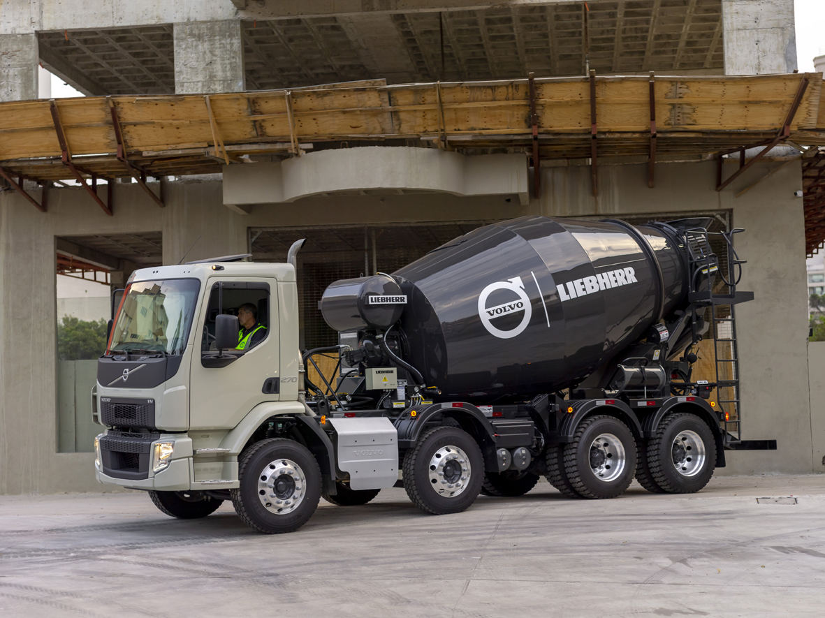 Volvo VM Light Mixer 8